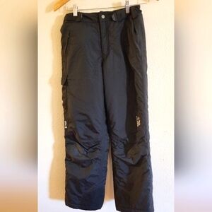 Mountain HardWare youth black snowpant size L